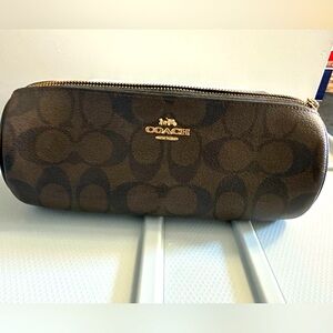 Coach make-up bag